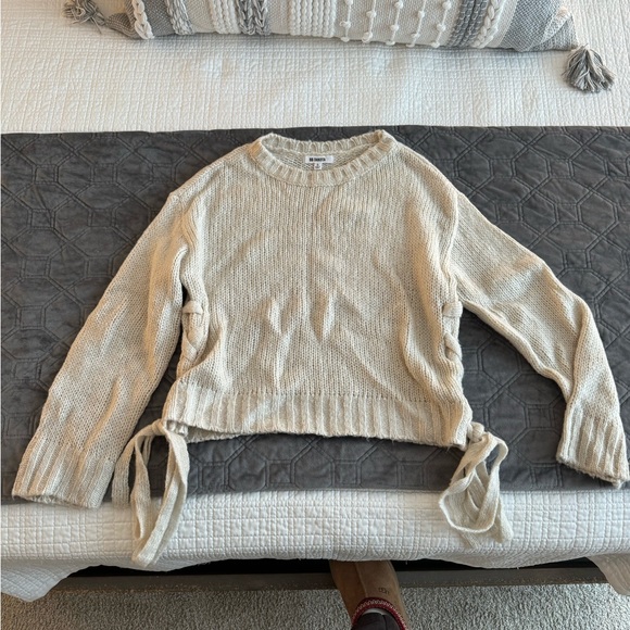 BB Dakota Side Tie Sweater - Picture 1 of 5